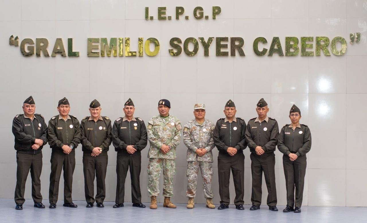 Foto de JUAN JULIÁN PEZÚA CHÁVEZ